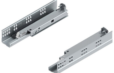 Blum Направляющие TANDEM, 300 мм, полное выдвижение, 30 кг, со встроенным BLUMOTION, 17-19 мм